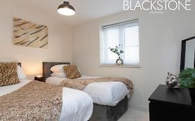 Avery House 8 - One Bed Apartment By Bpne